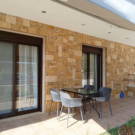 Infinity Suites Kallithea  外观 照片