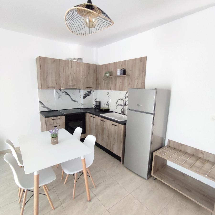 Infinity Suites Kallithea  外观 照片