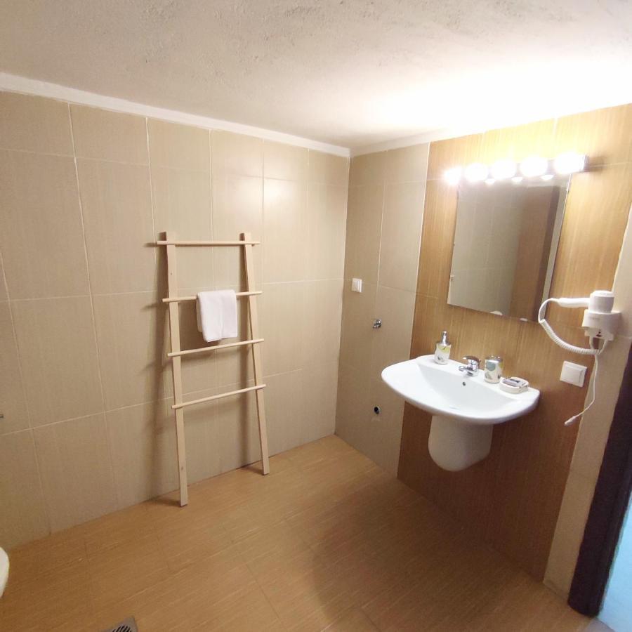 Infinity Suites Kallithea  外观 照片