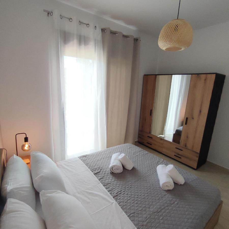 Infinity Suites Kallithea  外观 照片
